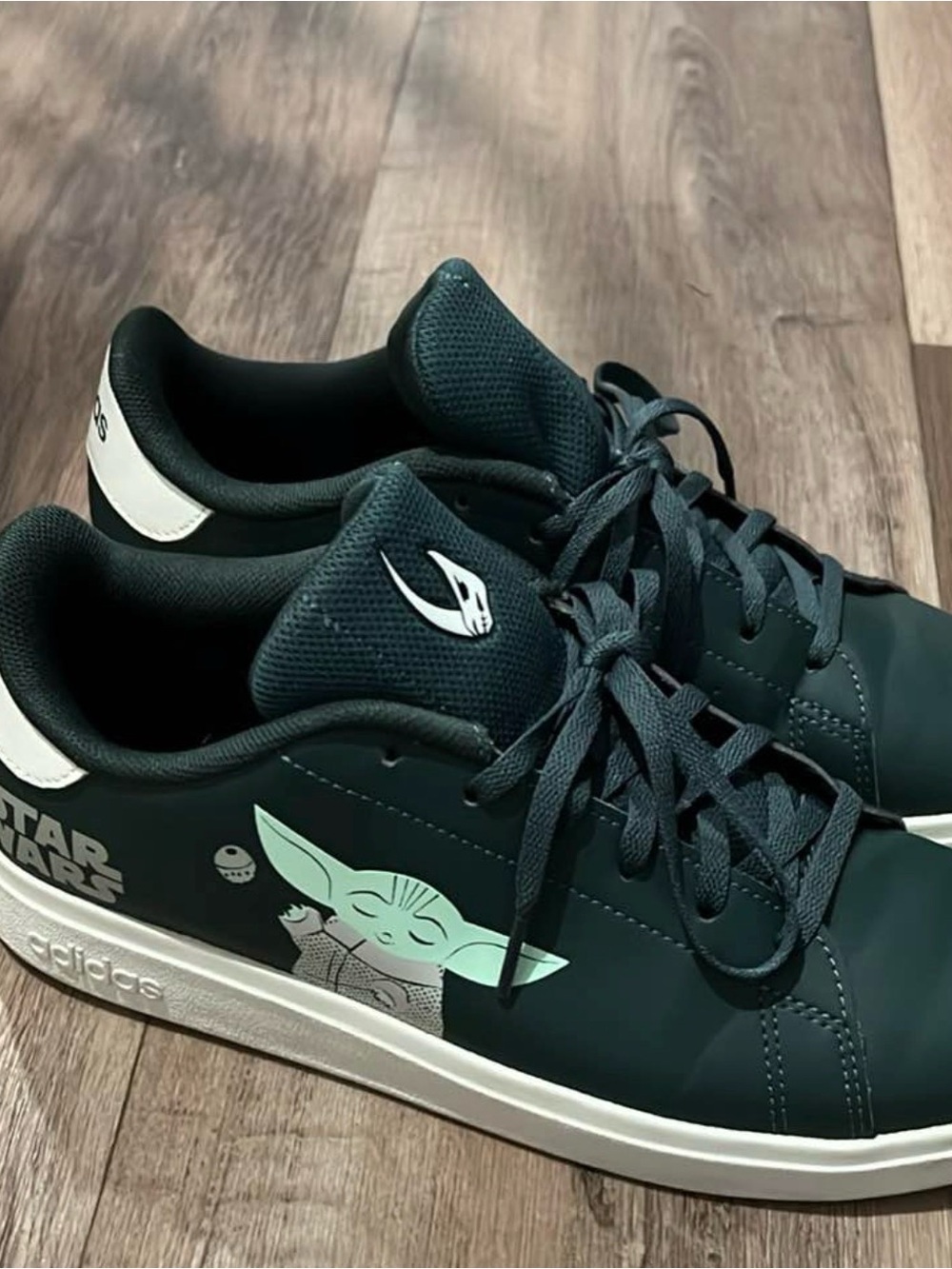 adidas Men's Dark Green Grogu Graphic Sneakers
